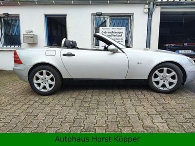 Gebraucht Mercedes SLK230 193 PS (141 kW) 1997 Brillantsilber  metallic 744u Cabrio