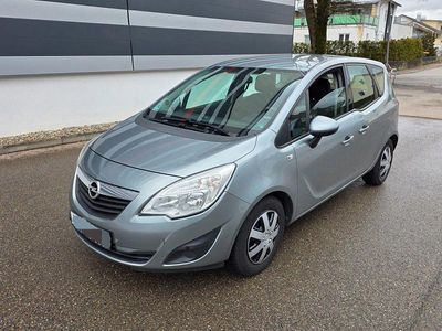 Gebraucht Opel Meriva Edition 101 PS (74 kW) 2012 Silber Van / Kleinbus