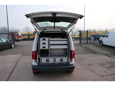 Gebraucht VW Caddy 122 PS (89 kW) 2016 Candyweiß (metallic) Van / Kleinbus