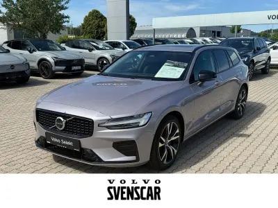 Gebraucht Volvo V60 Plus 197 PS (144 kW) 2025 Silber Kombi