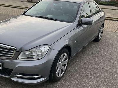 Gebraucht Mercedes C220 170 PS (125 kW) 2011 Grau Limousine