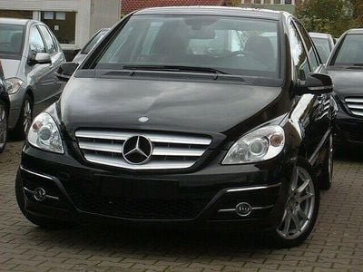 Gebraucht Mercedes B200 136 PS (100 kW) 2011 Schwarz Van / Kleinbus
