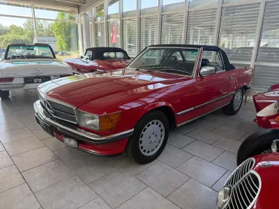 Gebraucht Mercedes SL300 179 PS (131 kW) 1986 Rot Cabrio