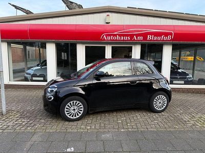 Gebraucht Fiat 500e Action 69 kW (95 PS) 2022 Schwarz Kleinwagen
