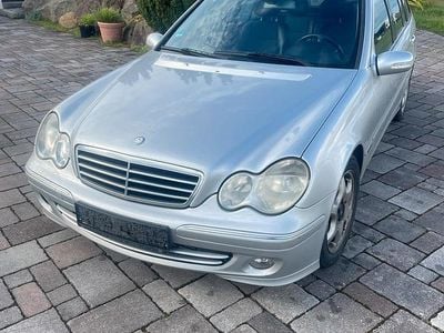 Mercedes C220
