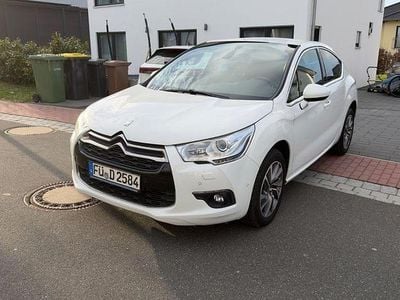 Gebraucht DS Automobiles DS4 So Chic 114 PS (83 kW) 2012 Weiß Limousine