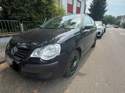 Gebraucht VW Polo 70 PS (51 kW) 2009 Schwarz Kleinwagen
