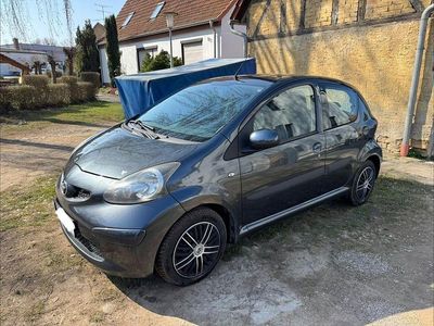 Gebraucht Toyota Aygo Cool 68 PS (50 kW) 2008 Schwarz Kleinwagen