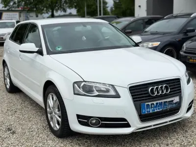 Gebraucht Audi A3 125 PS (91 kW) 2012 Weiß Kleinwagen