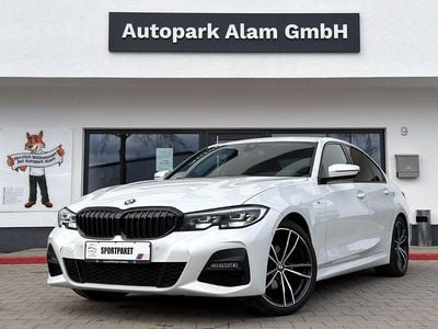 Gebraucht BMW 320 M Sport 190 PS (139 kW) 2022 Mineralweiss Limousine