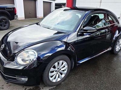Usata VW Beetle Design 105 CV (77 kW) 2014 Nero Utilitaria