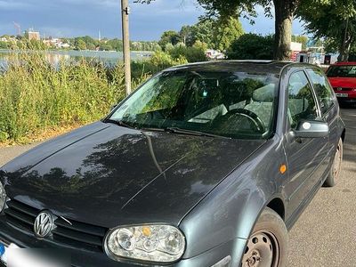 VW Golf IV
