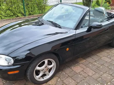 Gebraucht Mazda MX5 110 PS (80 kW) 2000 Schwarz Cabrio