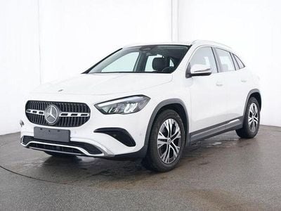 Gebraucht Mercedes GLA200 Progressive 163 PS (119 kW) 2025 Weiß SUV