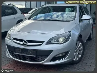Gebraucht Opel Astra 110 PS (80 kW) 2013 Silber Kombi