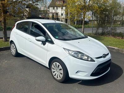 Usata Ford Fiesta 82 CV (60 kW) 2009 Bianco Utilitaria
