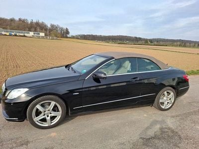 Gebraucht Mercedes E250 Elegance 204 PS (150 kW) 2010 Schwarz Cabrio