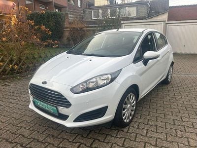Weiß Gebraucht 2013 Ford Fiesta Trend Limousine | 4.750 € (Fairer Preis)