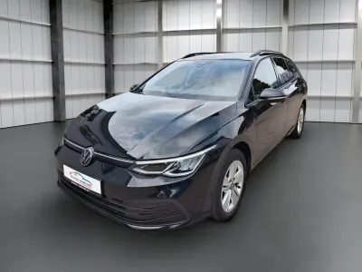 Gebraucht VW Golf VIII Life 110 PS (80 kW) 2023 Schwarz Kombi