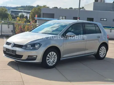 Gebraucht VW Golf VII Trendline 105 PS (77 kW) 2013 Silber Limousine