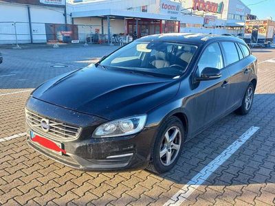 gebraucht Volvo V60 D2