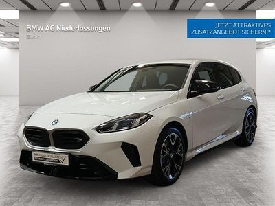 Weiß Gebraucht 2025 BMW M135 Shadowline Kleinwagen | 39.400 € (Superpreis)