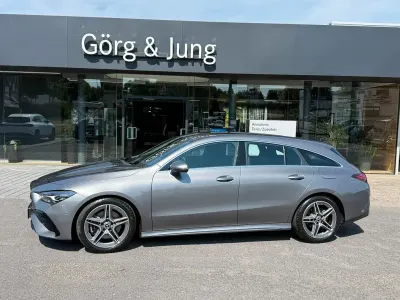 Gebraucht Mercedes CLA200 Shooting Brake AMG 163 PS (119 kW) 2025 Grau Kombi