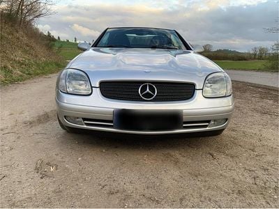 Usata Mercedes SLK200 136 CV (100 kW) 1999 Argento Cabrio