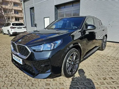 Gebraucht BMW X2 M Sport 163 PS (119 kW) 2026 Schwarz SUV