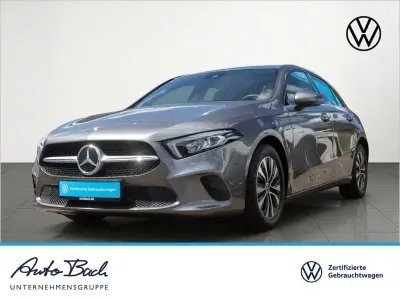 Gebraucht Mercedes A180 136 PS (100 kW) 2020 Grau Limousine