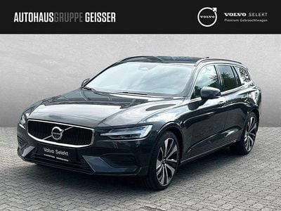 Usado Volvo V60 Core 197 HP (144 kW) 2025 Cinzento Carrinha