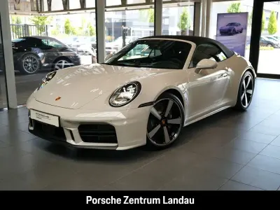 Gebraucht Porsche 911 Carrera Cabriolet 394 PS (289 kW) 2026 Weiß Cabrio