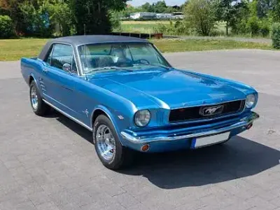 Gebraucht Ford V8 175 PS (128 kW) 1966 Blau