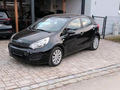 Gebraucht Kia Rio Edition 7 86 PS (63 kW) 2012 Schwarz Limousine