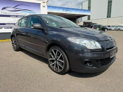 Gebraucht Renault Mégane III 101 PS (74 kW) 2012 Kleinwagen