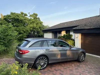 Gebraucht Mercedes C220 170 PS (125 kW) 2015 Grau Kombi