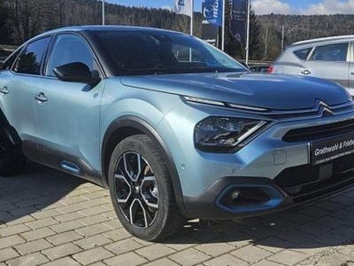 Blau Gebraucht 2023 Citroën e-C4 Shine Limousine | 18.490 € (Guter Preis)