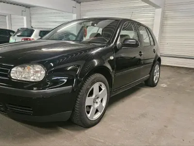 Gebraucht VW Golf IV 90 PS (66 kW) 2004 Schwarz Limousine