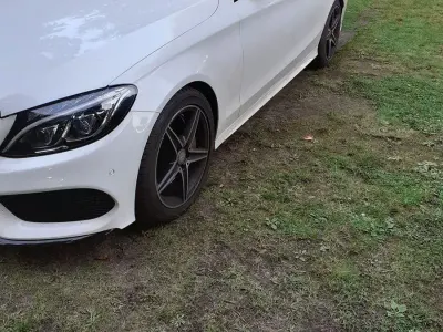 Gebraucht Mercedes C250 AMG line 204 PS (150 kW) 2016 Weiß Kombi