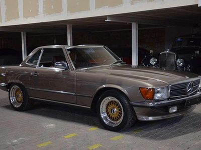 Beige Gebraucht 1987 Mercedes 560 Cabrio | 47.500 €