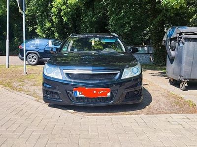 Schwarz Gebraucht 2006 Opel Vectra Kombi | 3.600 €
