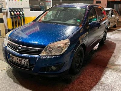 Usata Opel Astra 2008 Blu Station wagon