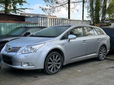 Gebraucht Toyota Avensis 150 PS (110 kW) 2011 Grau Kombi