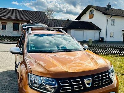 Gebraucht Dacia Duster Comfort 114 PS (83 kW) 2018 Orange SUV