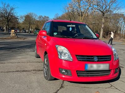 Gebraucht Suzuki Swift 92 PS (67 kW) 2008 Rot Kleinwagen