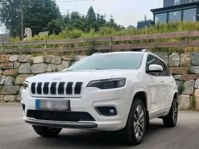 Gebraucht Jeep Cherokee Overland 193 PS (141 kW) 2019 Weiß SUV