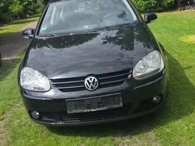 Gebraucht VW Golf V 90 PS (66 kW) 2005 Schwarz Kleinwagen