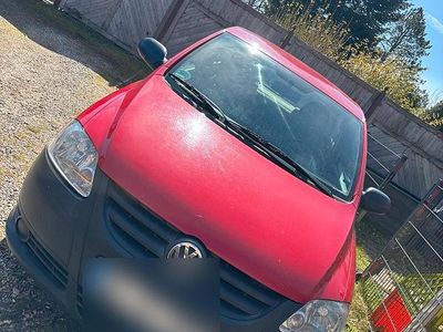Gebraucht VW Fox 60 PS (44 kW) 2011 Rot Kleinwagen