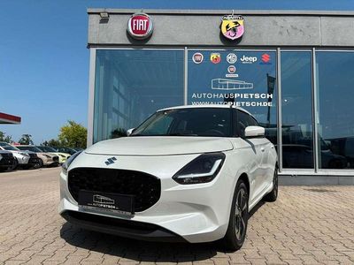 Neu Suzuki Swift Comfort+ 83 PS (61 kW) 2025 Pure white pearl Kleinwagen