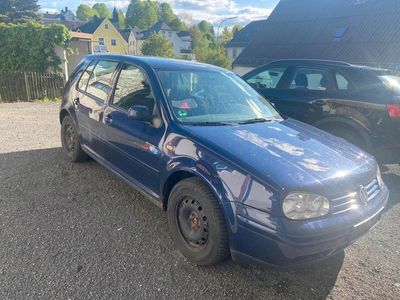 VW Golf IV